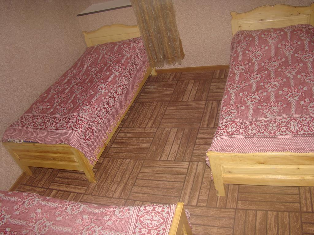 Гостевой дом Тавдури Местия Экстерьер фото